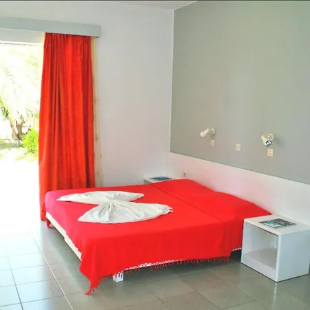 Paras * Ialysos (Rhodes)