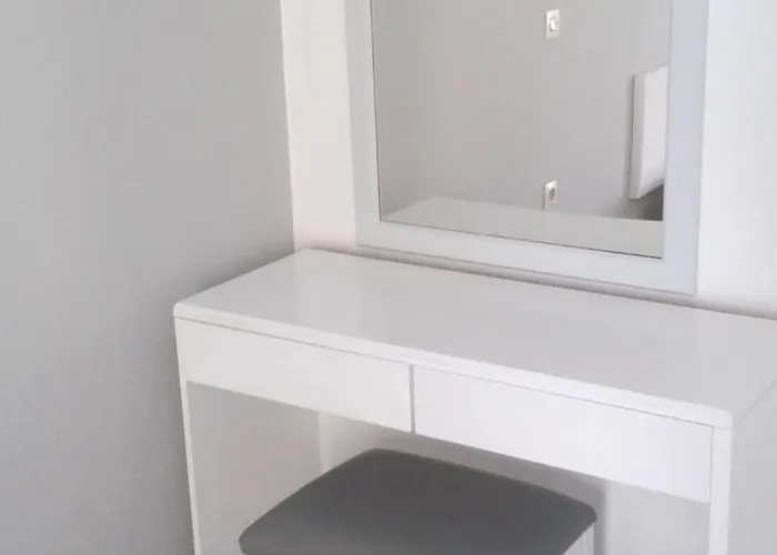 Paras Apartamento *